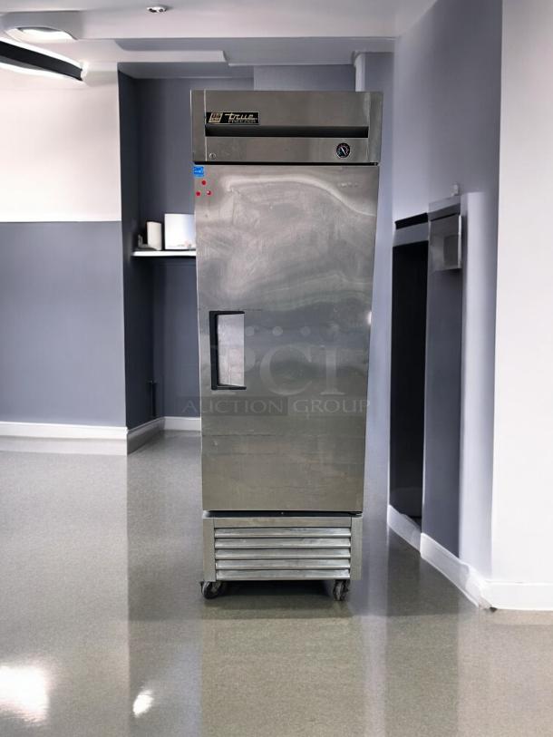 FREEZER – True T-23F – Excellent Condition – Tested & Working! - Image 5 of 8