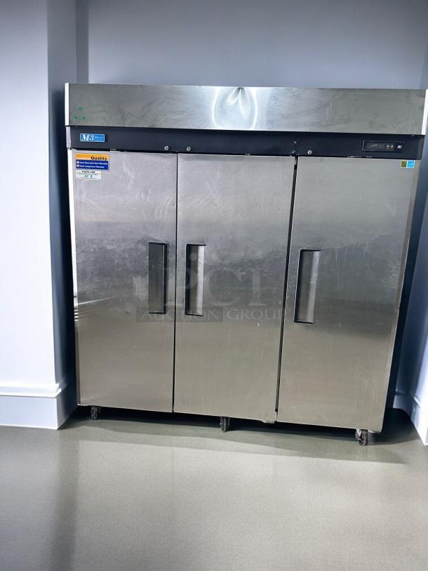 REFRIGERATOR – Turbo Air M3R72-3 – Excellent Condition – Tested & Working! - Image 2 of 8