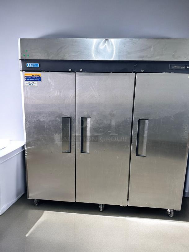 REFRIGERATOR – Turbo Air M3R72-3 – Excellent Condition – Tested & Working! - Image 5 of 8