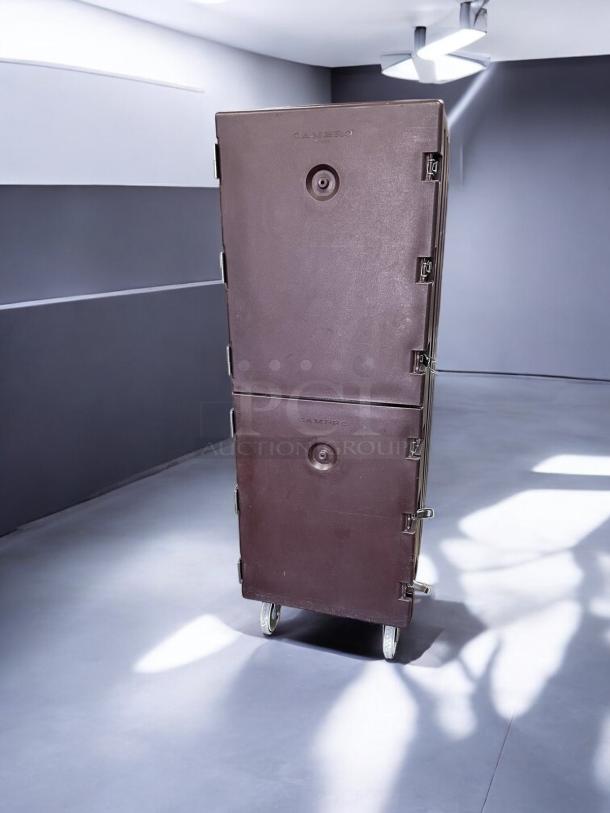 HEATED HOLDING CABINET – Cambro UPCH1600 – Excellent Condition – Fully Tested & Working! - Image 4 of 7
