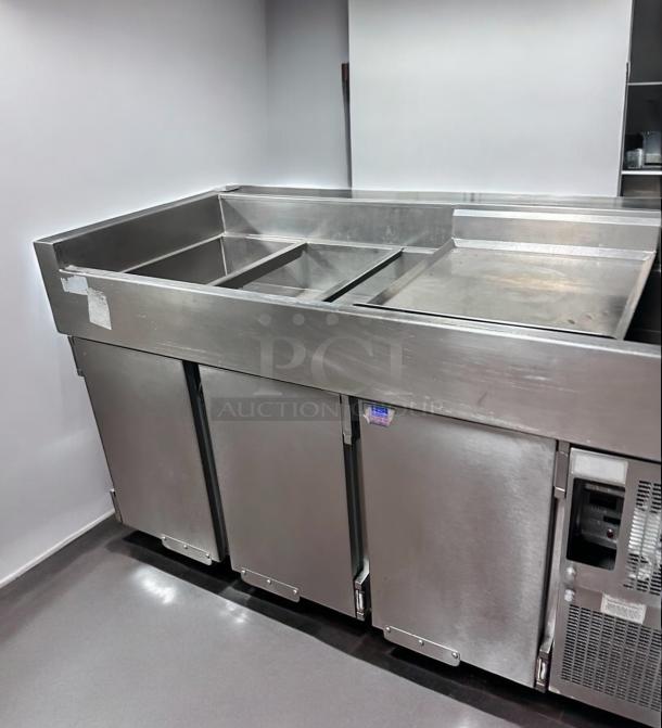 SANDWICH PREP TABLE – Randell 52366SVPR M – Excellent Condition – Tested & Working! - Image 8 of 10