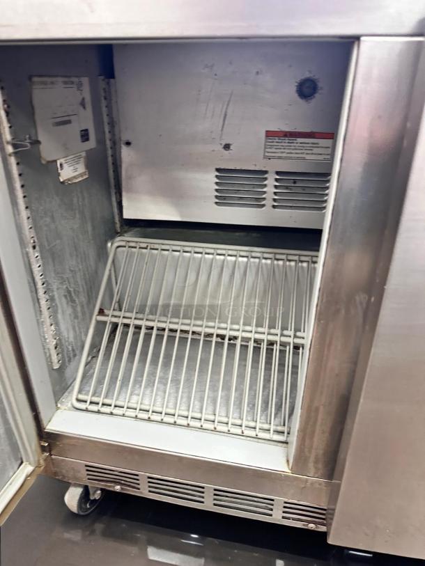 UNDERCOUNTER REFRIGERATOR – Beverage-Air – Excellent Condition – Tested & Working! - Image 2 of 5