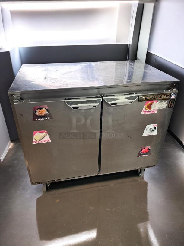 UNDERCOUNTER REFRIGERATOR – Beverage-Air – Excellent Condition – Tested & Working! - Image 5 of 5