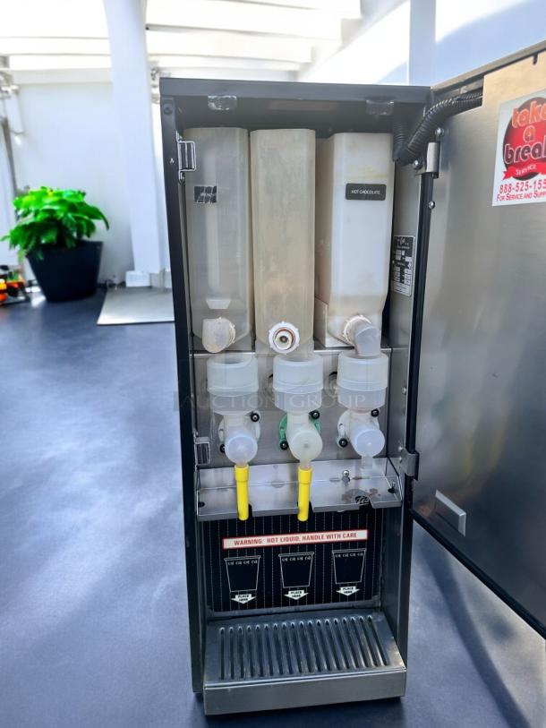 HOT BEVERAGE DISPENSER – Curtis Primo Cappuccino – Excellent Condition – Tested & Working! - Image 7 of 9