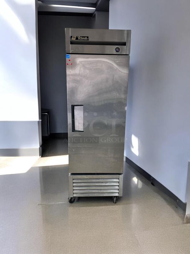 FREEZER – True T-23F – Excellent Condition – Tested & Working! - Image 4 of 8