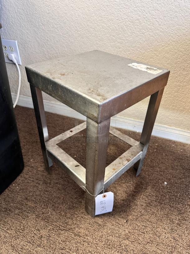STAINLESS STEEL EQUIPMENT STAND – Heavy-Duty – Good Condition – Code 39 – Tested & Solid! - Image 3 of 3