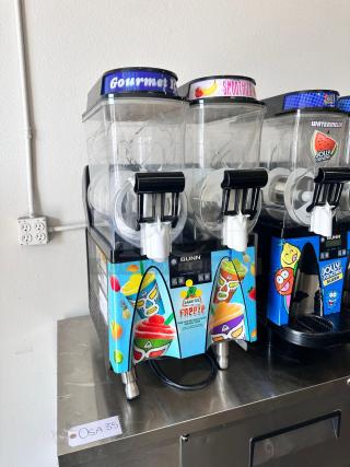 SLUSH MACHINE – Bunn ULTRA-2 – Excellent Condition – Code OSA34 – Tested & Working! - Item #1177605