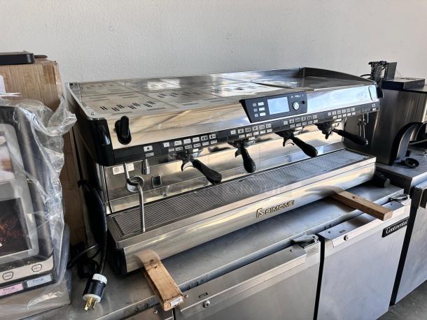 ESPRESSO MACHINE – SIMONELLI Aurelia – Excellent Condition – Code 33 – Tested & Working! - Image 3 of 10