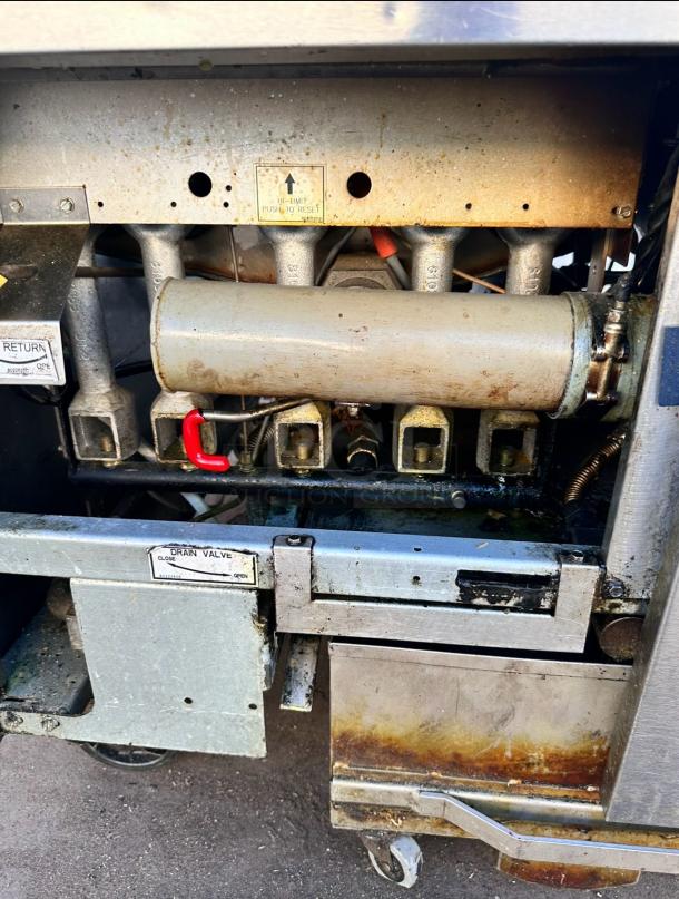 GAS FRYER – Frymaster SCFHD260GNC – Excellent Condition – Code BPT51 – Tested & Working! - Image 8 of 10