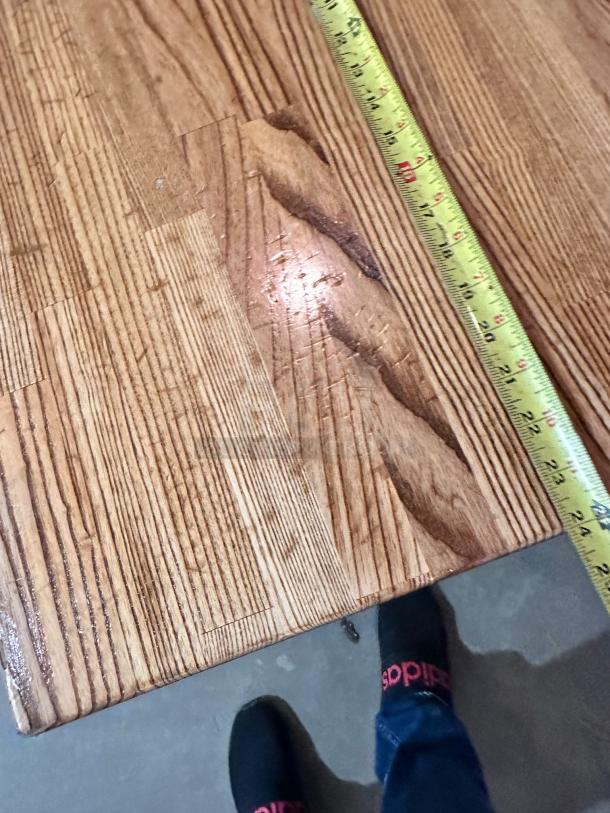 WOODEN RESTAURANT TABLES (Set of 5) – Excellent Condition – Tested & Ready! - Image 3 of 7