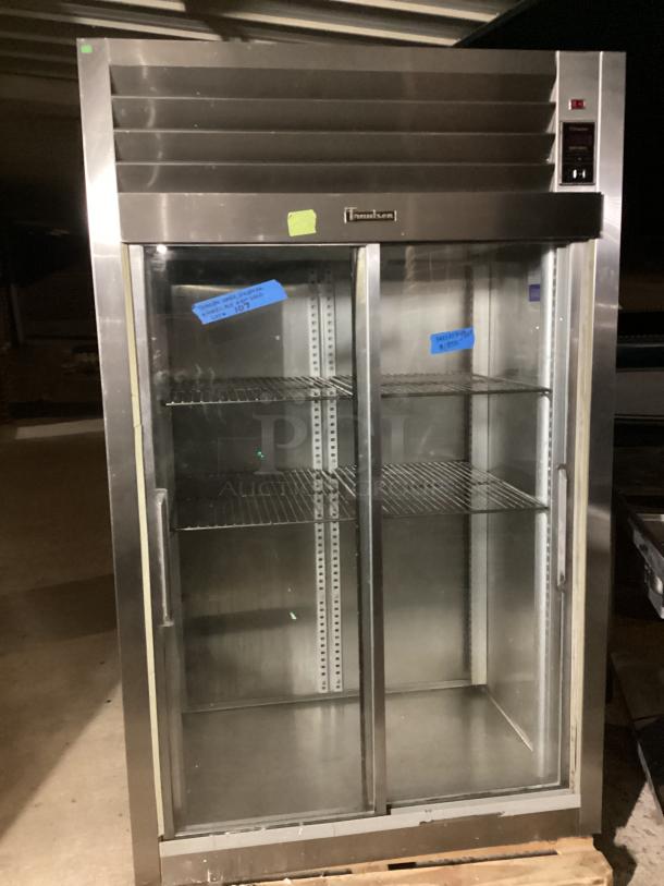 Traulsen Stainless Steel 2-Door Refrigerator or Freezer
Model# MHT23 2DREFSL C20010
134a 
Single Phase 
52 x35 x 77 - Image 2 of 5