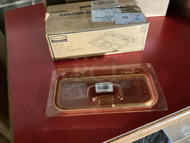 Rubbermaid Amber High-Heat Flip Lid 1/3 Size 
Qty 6 
Your Bid x 6 - Image 2 of 3