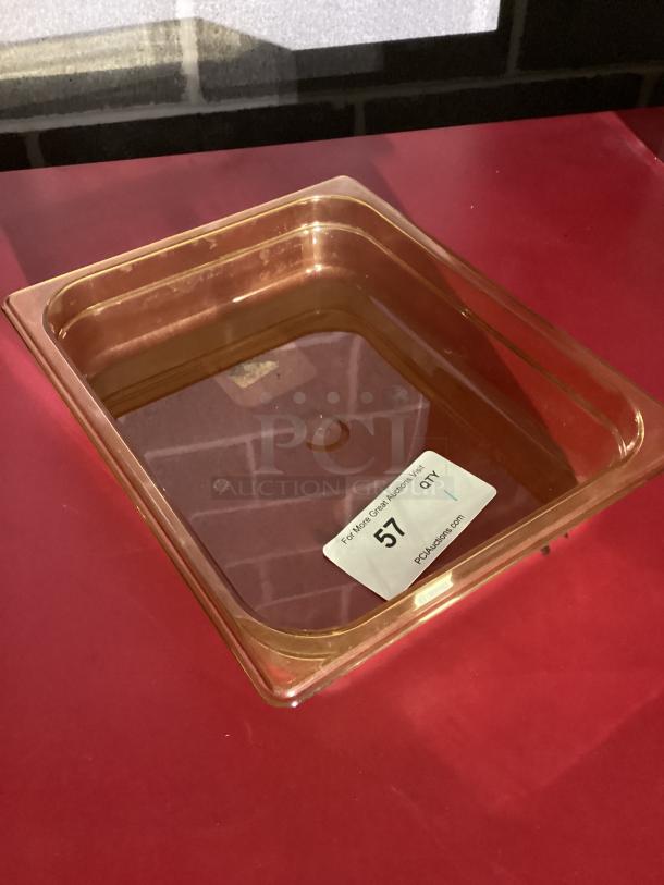 New! Rubbermaid Amber High Heat ½ Size Pan 
2-½” Deep
Qty 1 - Image 1 of 3