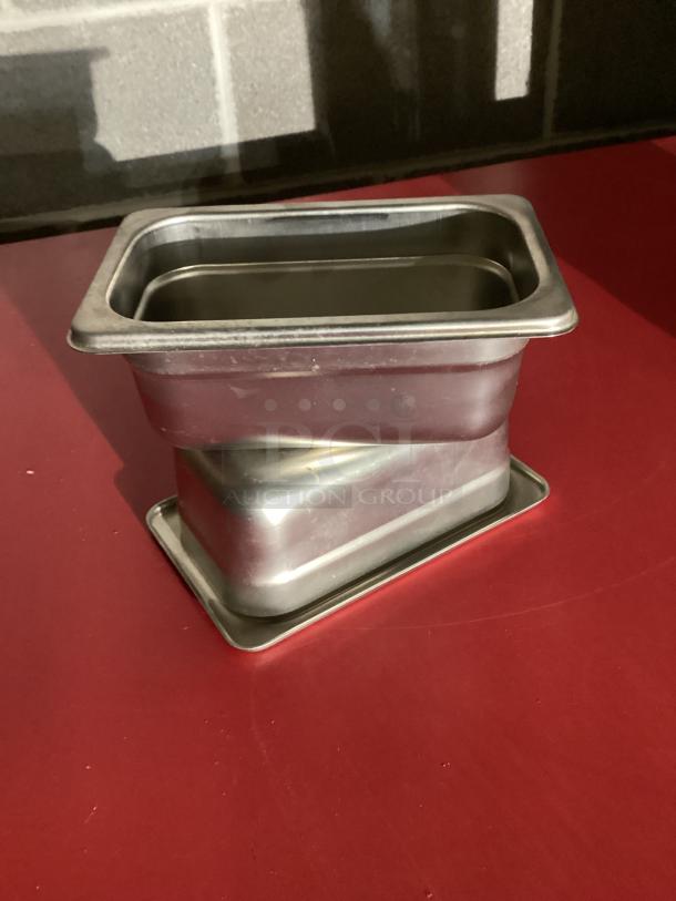 Tarhong 1/9 Stainless Steel 2-½ Pan 
Qty 2
Your Bid x 2 - Image 3 of 3