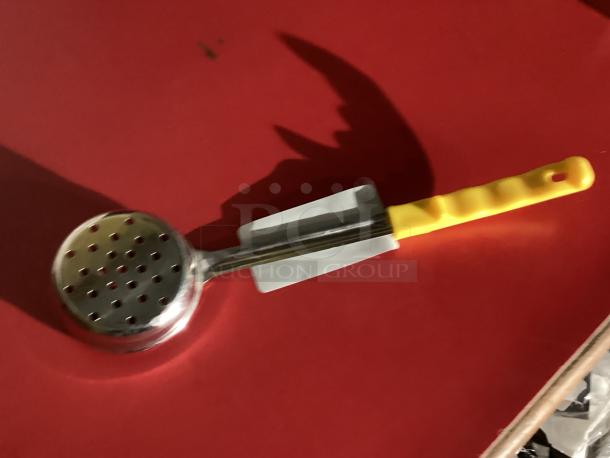 5 oz Stainless Steel Perforated Portion Spoon
Qty 1 - Image 2 of 2
