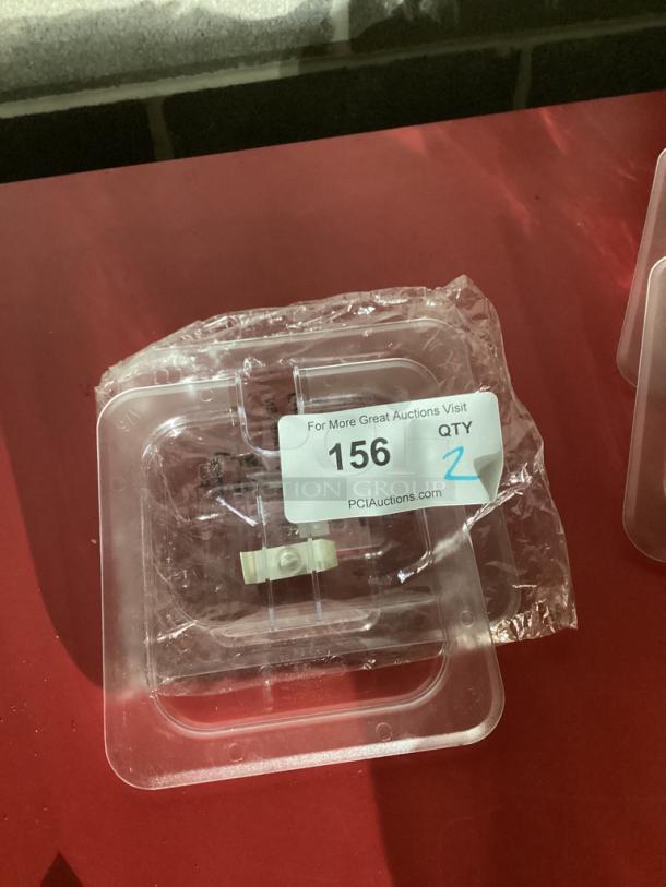 Winco Clear Lid W/Spoon Slot for ⅙ Pan
Qty 2 
Your Bid x 2 - Image 1 of 1
