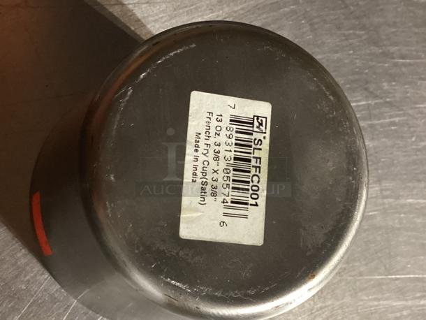18oz Stainless Steel French Fry Cup
Qty 10
3-⅜ x 3-⅜
Your Bid x 10 - Image 3 of 3