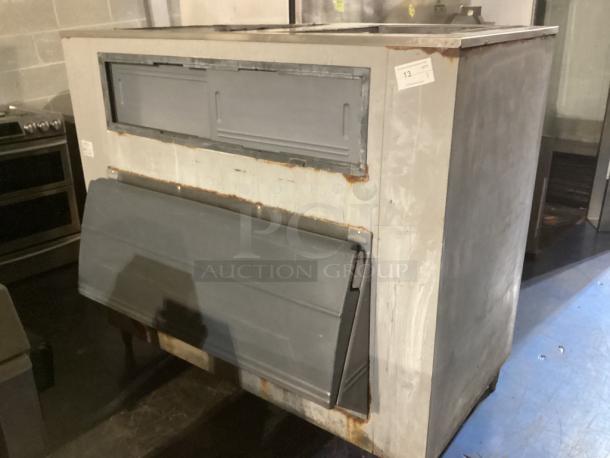 Follett Dual Ice Storage 
Model# LSG1325P
60 x 31 x 54 - Image 1 of 2