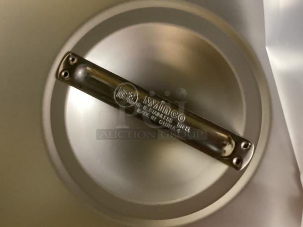Winco ½ Pan Slotted Cover
Qty 2 
Your Bid x 2 - Image 2 of 3