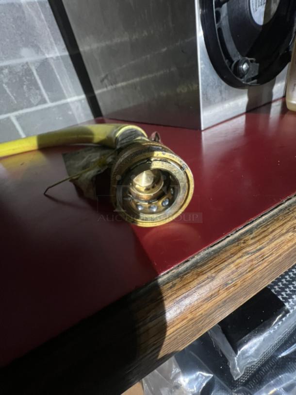 36” Yellow Gas Hose W/Quick Connect Connector - Image 2 of 4