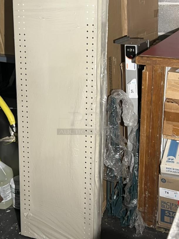 Gondola Shelves - 48 x 16”, Platinum 
Qty 2 
Shelves Only 
MSRP - $51/EA - Image 1 of 2