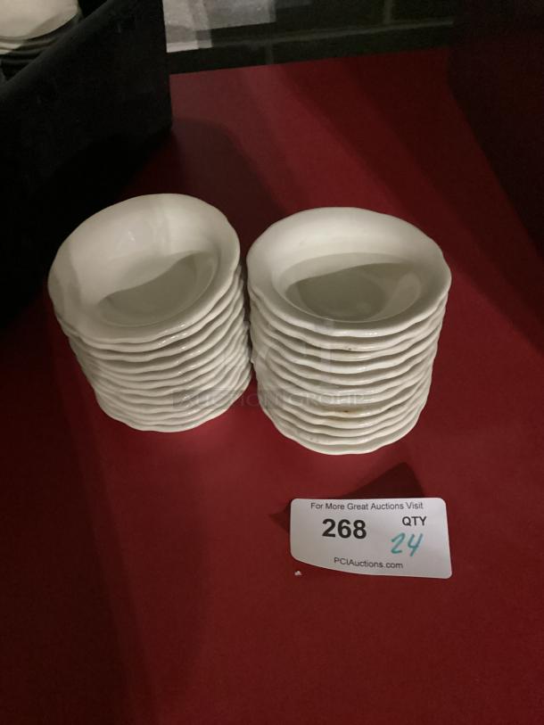 New! Scalloped Dessert Bowls
Qty 24
Your Bid x 24 - Image 1 of 3