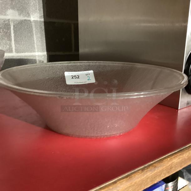 Large Plastic Salad Bowls
Qty 2 
Your Bid x 2 - Image 1 of 2