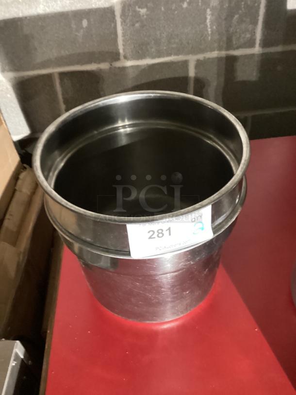 11" Soup Pans
Qty 2 
Your Bid x 2 - Image 2 of 2