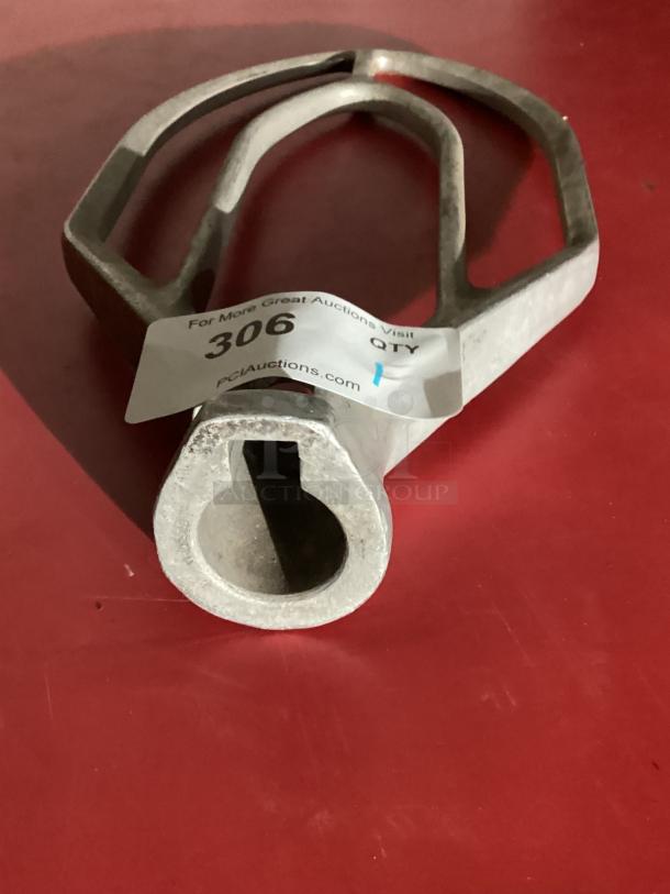 Flat Beater for 30 qt Hobart Mixer - Image 3 of 3