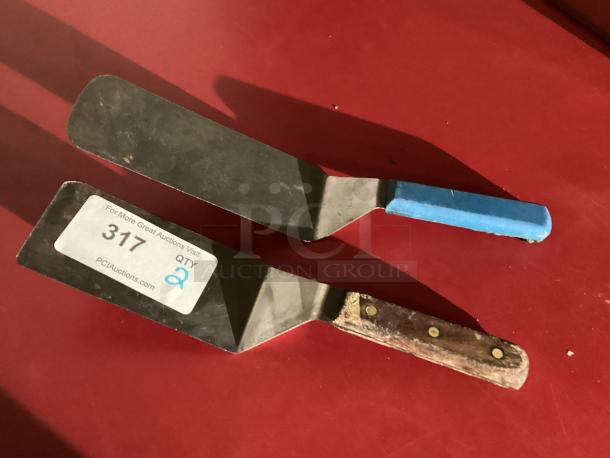 Grill Spatulas 
Qty 2 - Image 1 of 1