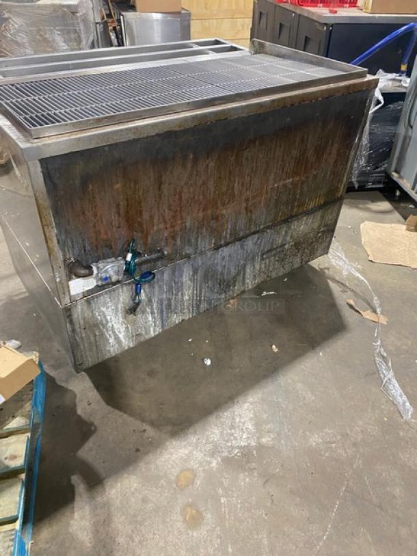 Jade Range Commercial Stainless Steel Natural Gas/Coal Powered Chitwood Smoke/Char Broiler Grill! With Pan Slide & Enclosed Dry Storage Cabinet Style Base! With Aluminum Pans! On Casters! Working When Removed! - Image 4 of 12