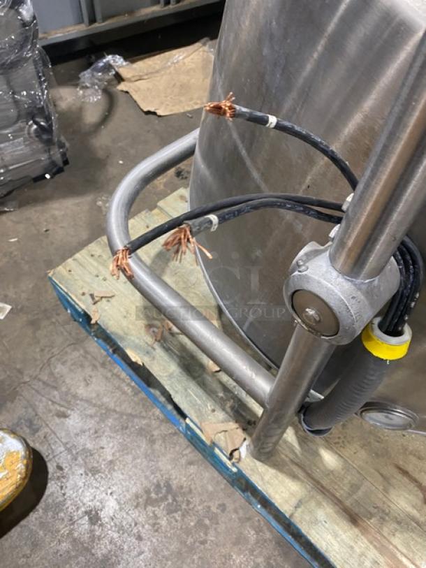 Cleveland Range Commercial Stainless Steel Electric Powered Self-Contained 2/3 Steam Jacketed Tilting Steam Kettle! Model: KEL-60T SN: WT2569-93D-02! 208V 3 Phase! On Legs! Working When Removed! - Image 9 of 10
