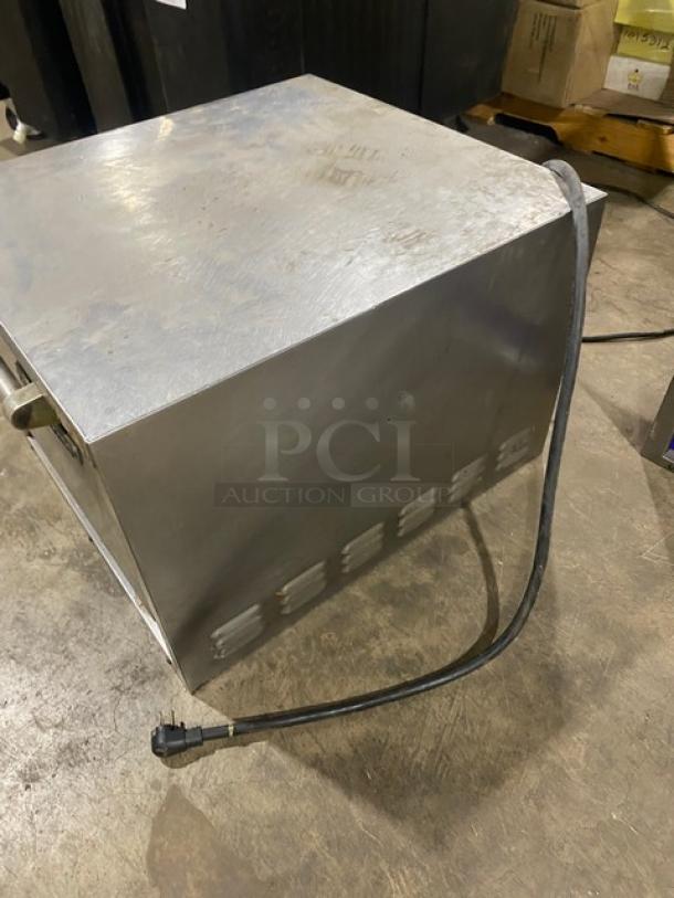 Bakers Pride Commercial Stainless Steel Electric Powered Countertop Pizza/Deck Oven! Model: P18 SN: 560050909007! 208/240V 1 Phase! Working When Removed! - Image 3 of 7