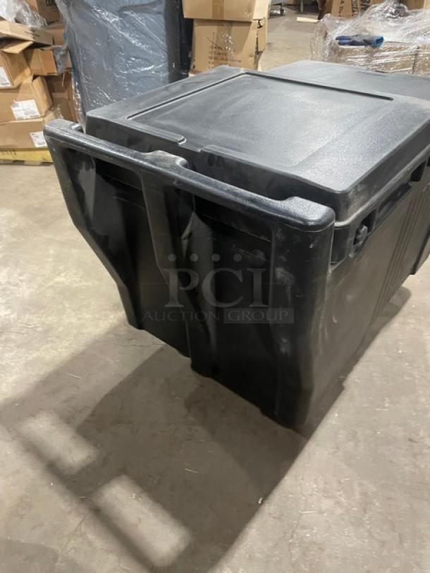 Cambro Commercial Black Insulated Mobile Ice Bin! With Sliding Lid! With Recessed Well & Drain Shelf! On Casters! - Image 4 of 7