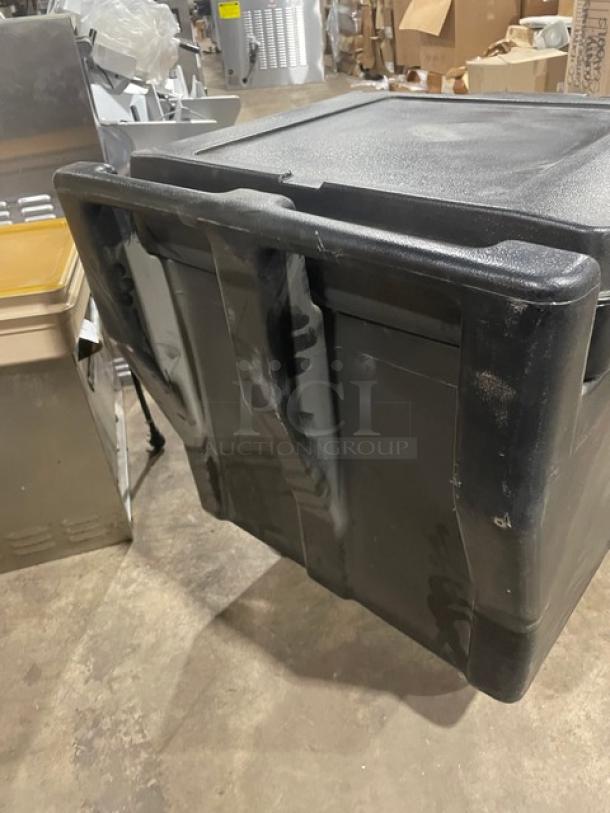 Cambro Commercial Black Insulated Mobile Ice Bin! With Sliding Lid! With Recessed Well & Drain Shelf! On Casters! - Image 5 of 8
