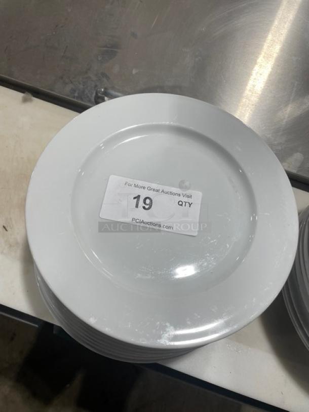 Varick Porcelain Commercial White Porcelain Round Dinner Plates! ALL ONE MONEY! - Image 2 of 4