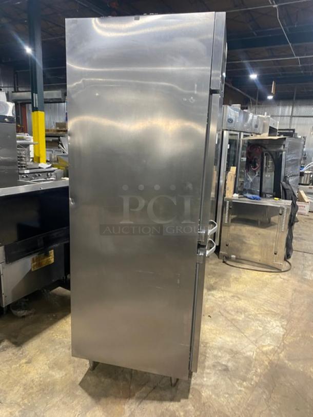 Beverage-Air Prestige Plus Series Commercial Stainless Steel Solid Half Door Reach In Refrigerator! Energy Star Certified! With Built In Pan Holding Rack & Poly Coated Wire Rack! Model: PR1-1AHS-XDX SN: 29309.12403! 115V 1 Phase! On Legs! - Image 3 of 9