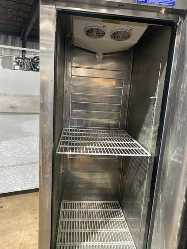 Everest Commercial Stainless Steel Solid Single Door Reach In Freezer! With Poly Coated Wire Rack! Model: EBF1 SN: BBF115060004! 115V 1 Phase! On Casters! - Image 5 of 8