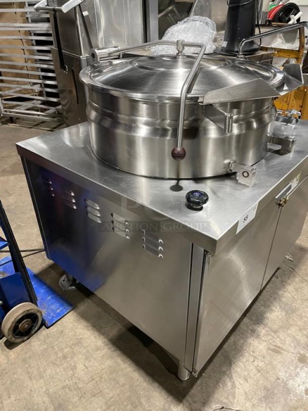 Crown Commercial Stainless Steel Direct Steam Powered 2/3 Jacketed Hydraulic-Tilt 30 Gal. Kettle! With Steam Control Valve & Deck Mount Fill Faucet! With 36" Enclosed Cabinet Base! Model: DMT-30 SN: AP-002506-4L-0722! On Legs! - Image 2 of 8
