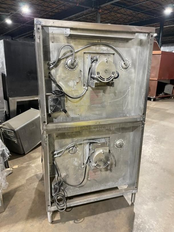 Blodgett Commercial Stainless Steel Natural Gas Powered Double Stacked Convection Oven! With Thermostatic Controls! With Wire Oven Racks! On Legs! 2X Your Bid Makes One Unit! - Image 4 of 9