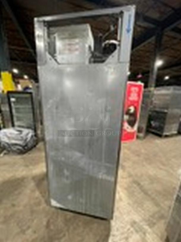 Victory Ultra Spec Series Commercial Stainless Steel Solid Half Door Single Section Extra Wide Reach In Freezer! With Poly Coated Wire Rack! Model: FS-1D-S1-EWHDHC18RC SN: 14507091! 115V 1 Phase! On Casters! - Image 4 of 9