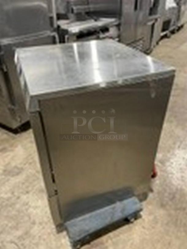 Hobart! New Body Style! LXe Series Commercial Stainless Steel Undercounter High Temperature Dishwasher! Model: LXEH SN: 231172757! 120/208-240V 1 Phase! - Image 2 of 8