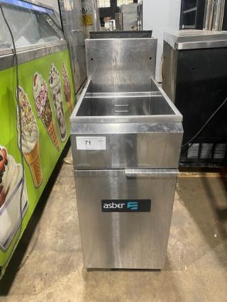 Asber Commercial Stainless Steel Natural Gas Powered Deep Fat Fryer! With Back Splash! On Casters!