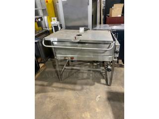 Groen Commercial Stainless Steel Electric Powered 40 Gal. Ultra Tilt Skillet/Braising Pan! Model: NFPC-4 SN: N11503CF! 208V 3 Phase! On Legs!