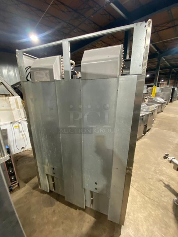 Everest Commercial Stainless Steel Solid 2 Door Reach In Freezer! With Wire Racks! Model: ESF2 SN: BSF204070032! 115V 1 Phase! On Casters! - Image 4 of 9