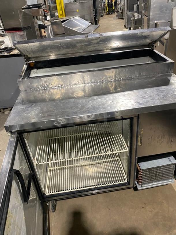True Commercial Stainless Steel Single Door Refrigerated Bain Marie Style Mega Top Pizza Prep Table! With Poly Coated Wire Racks! Model: TPP-44 SN: 1-2245941! 115V 1 Phase! On Casters! - Image 5 of 9