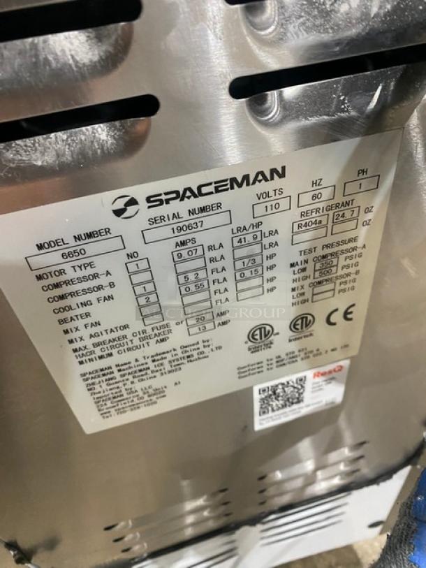 Spaceman Commercial Stainless Steel Electric Powered Countertop Single Flavor Slushie/Margarita Frozen Beverage Machine! With Single Hopper! Model: 6650 SN: 190637! 110V 1 Phase! - Image 9 of 10