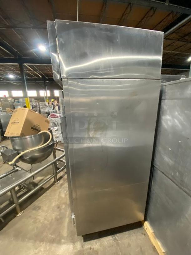 Victory Commercial Stainless Steel Solid Single Door Reach In Freezer! With Poly Coated Wire Rack! On Legs! - Image 2 of 9