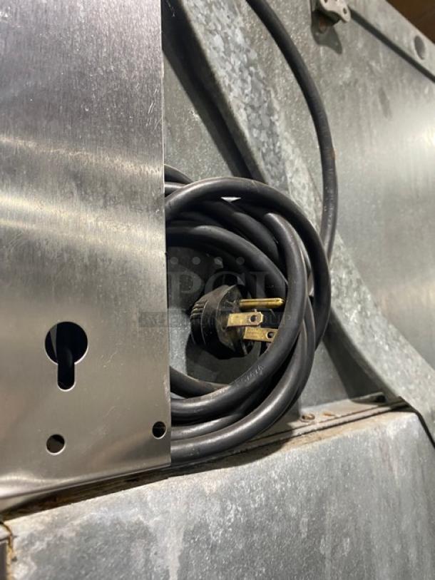 Victory Commercial Stainless Steel Solid Single Door Reach In Freezer! With Poly Coated Wire Rack! On Legs! - Image 9 of 9