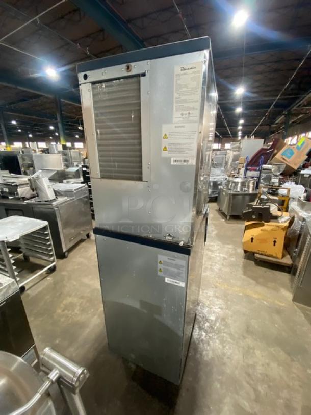 Blue-Air Commercial Stainless Steel Electric Powered Air-Cooled Cresent Cube Ice Making Machine Head/Storage Bin Combo! With Top Hinged Heavy-Duty Lid! Model: BLMI-500A/BLIB-300S_BA126 SN: BIB3A94NB00015! 115V 1 Phase! On Legs! - Image 4 of 9